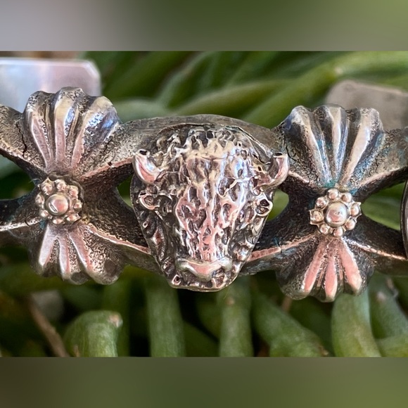 Sterling Turquoise & Buffalo Head Sandcast Cuff - Picture 2 of 8